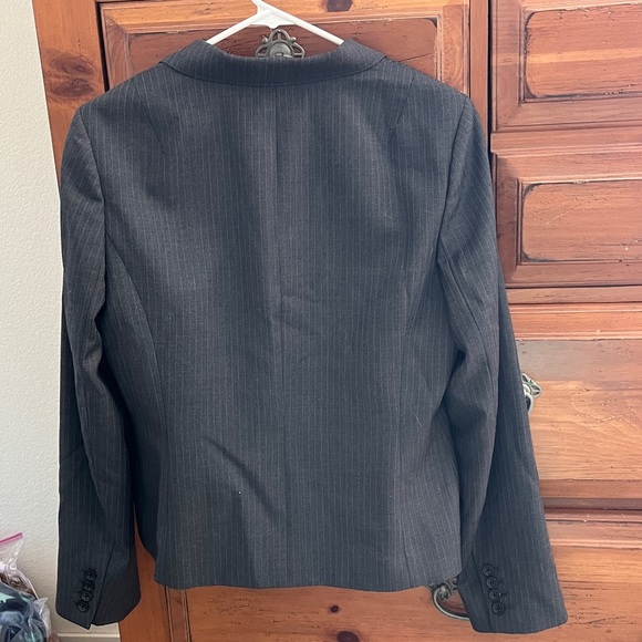 J. Crew Classic Blazer in Gray Striped NWOT Size 12 - Picture 7 of 10